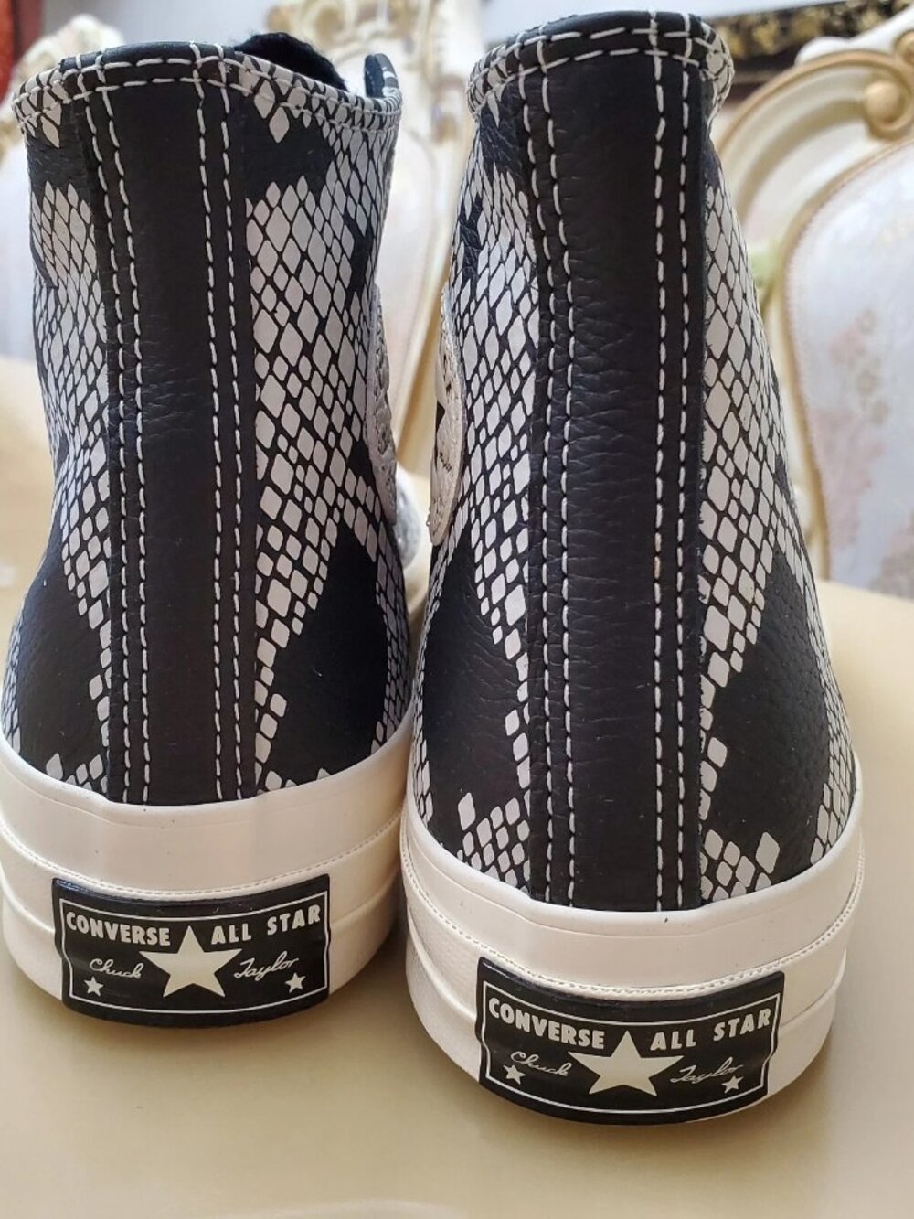 Converse Python Chuck 70 High Top Women's Leather Shoes Size 5 Animal 570355C - Picture 7 of 9